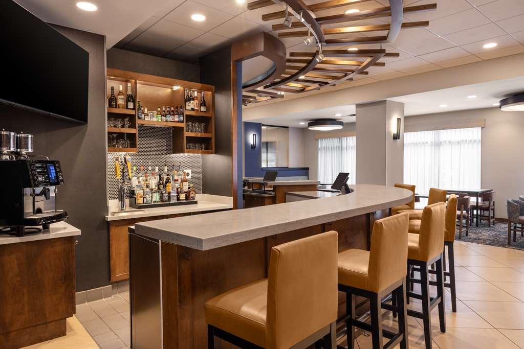 Hyatt Place Sterling Dulles Airport North Restaurant billede